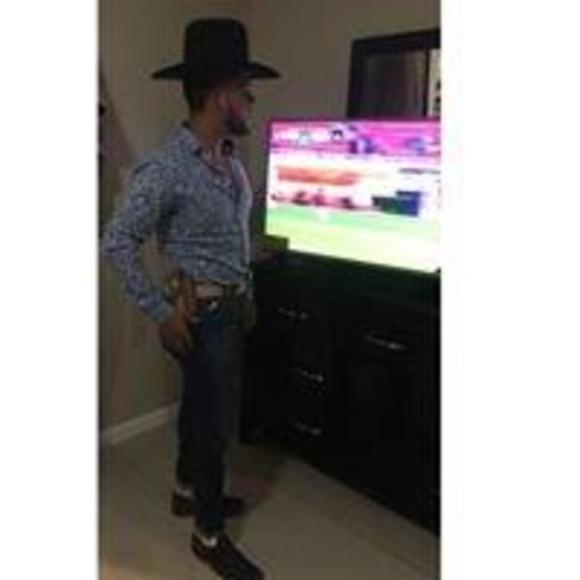tony_caro